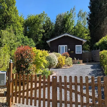 By The Woods In Saint-leger 샬레 *